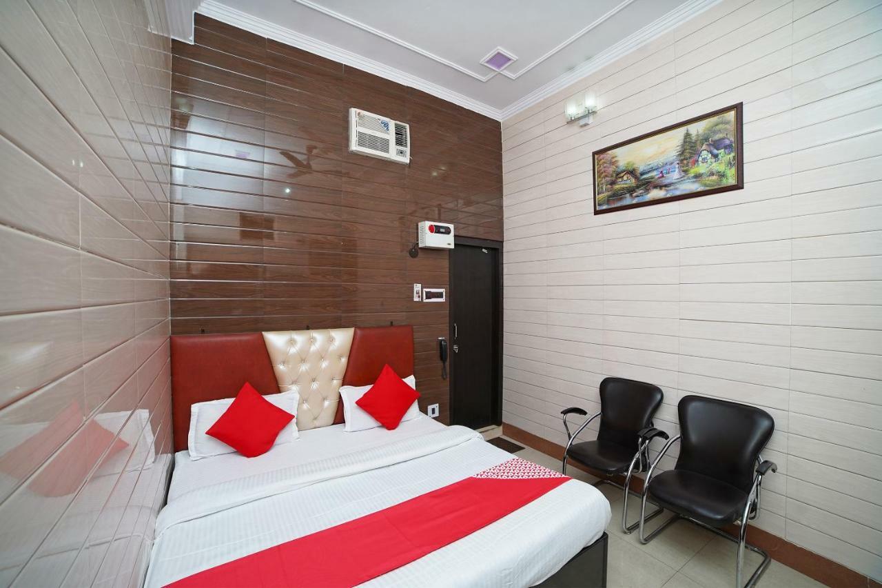 Oyo 39543 Hotel Kk Pantnagar Exterior photo